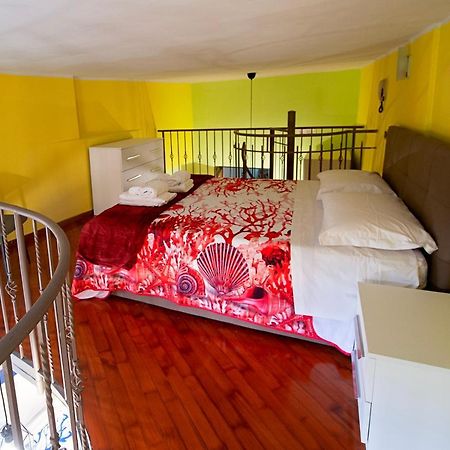 Ferienwohnung Casa "Positano" Da Ely - Salerno Centro Con Self Check-In Exterior foto