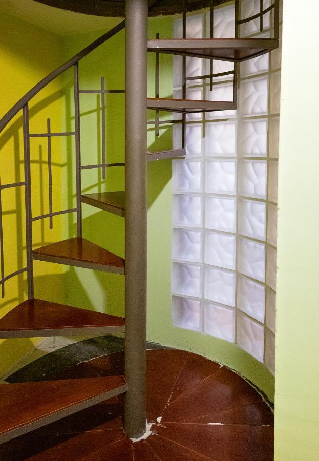 Ferienwohnung Casa "Positano" Da Ely - Salerno Centro Con Self Check-In Exterior foto