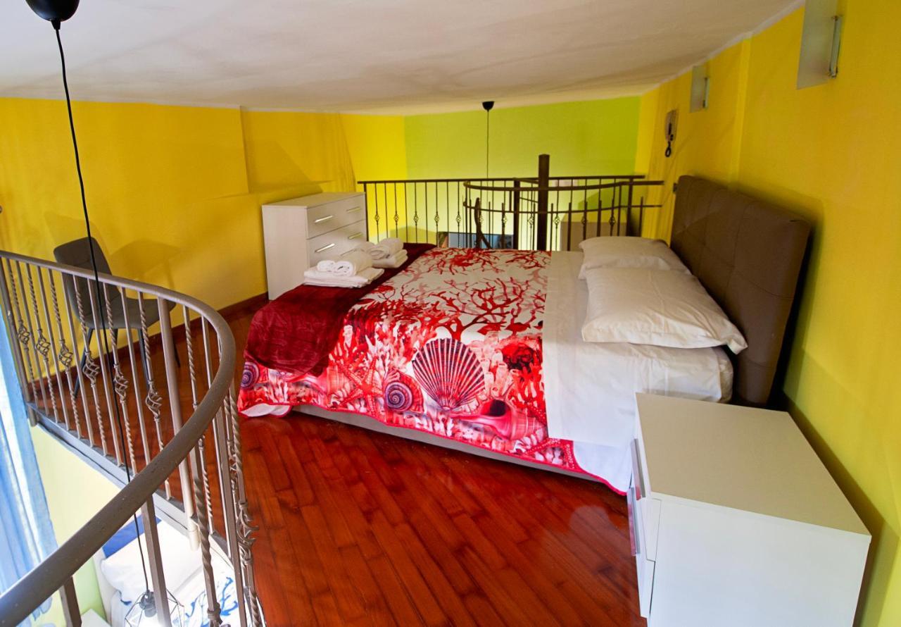 Ferienwohnung Casa "Positano" Da Ely - Salerno Centro Con Self Check-In Exterior foto