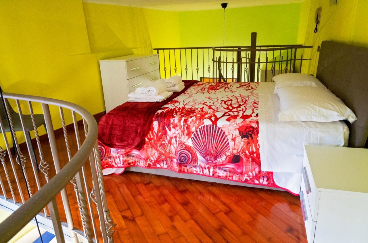 Ferienwohnung Casa "Positano" Da Ely - Salerno Centro Con Self Check-In Exterior foto