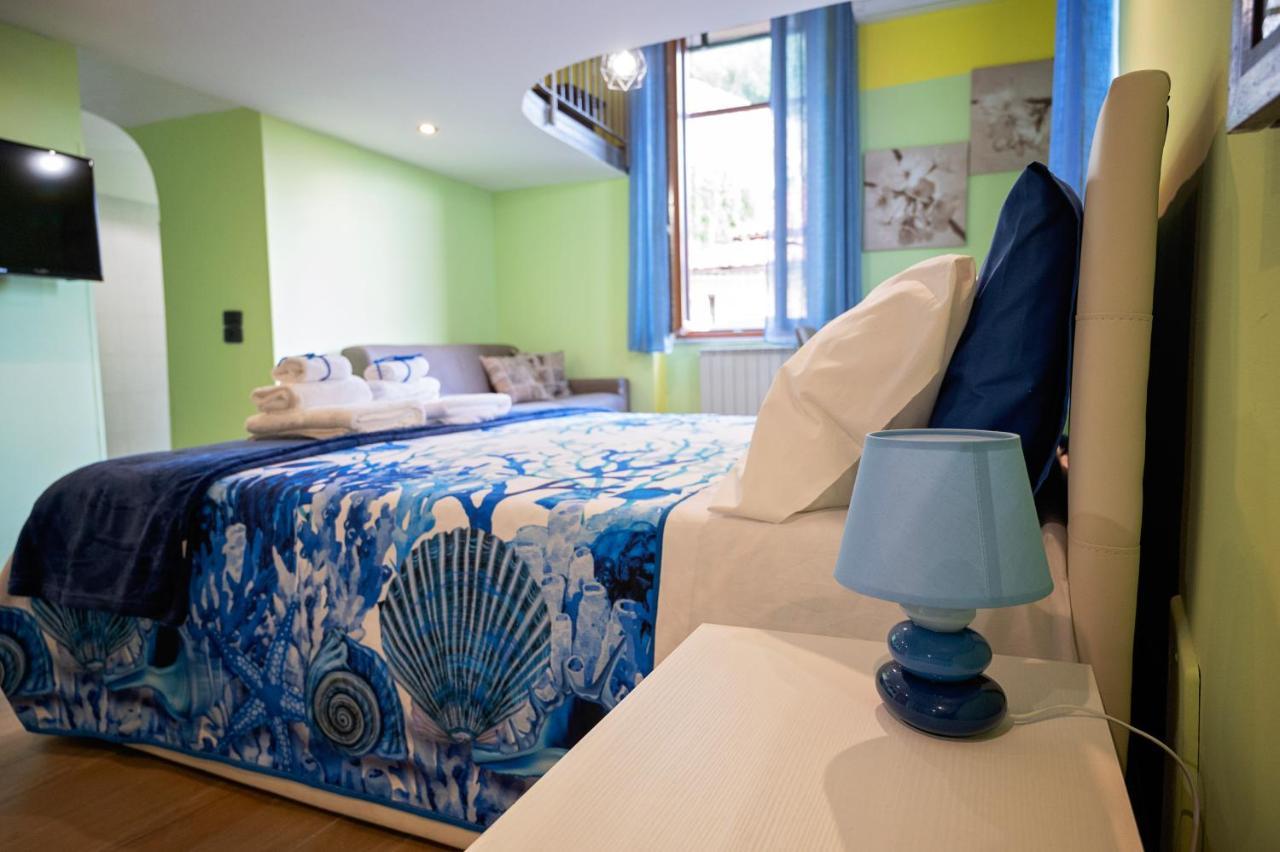 Ferienwohnung Casa "Positano" Da Ely - Salerno Centro Con Self Check-In Exterior foto