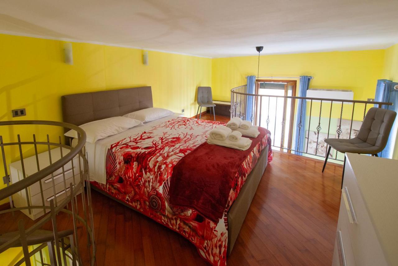 Ferienwohnung Casa "Positano" Da Ely - Salerno Centro Con Self Check-In Exterior foto