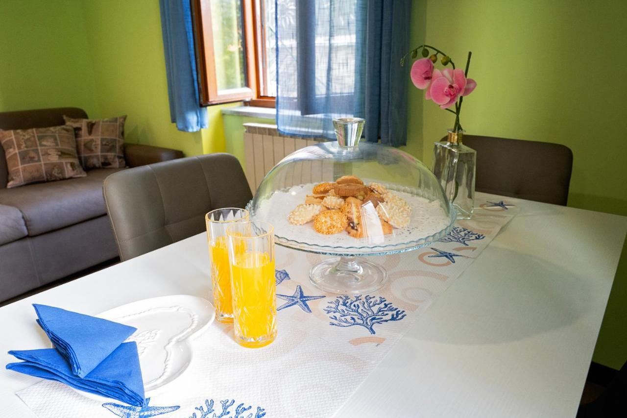 Ferienwohnung Casa "Positano" Da Ely - Salerno Centro Con Self Check-In Exterior foto